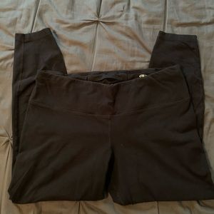 Athletic Works black leggings
